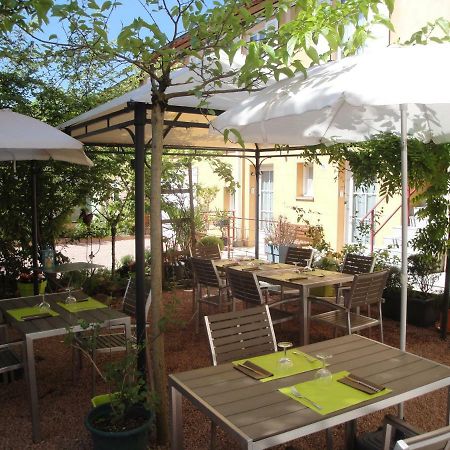 Le Marronnier Hotel Tramayes Екстериор снимка