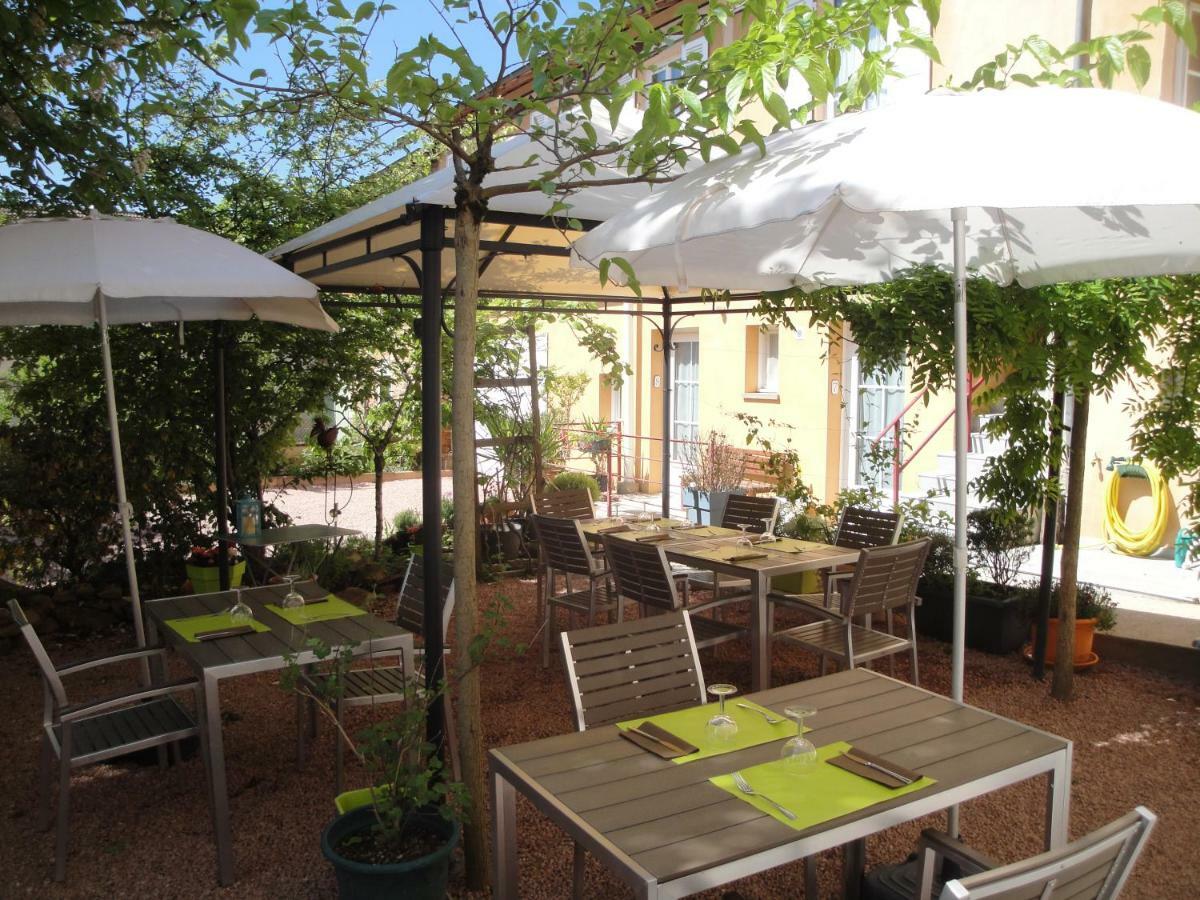 Le Marronnier Hotel Tramayes Екстериор снимка